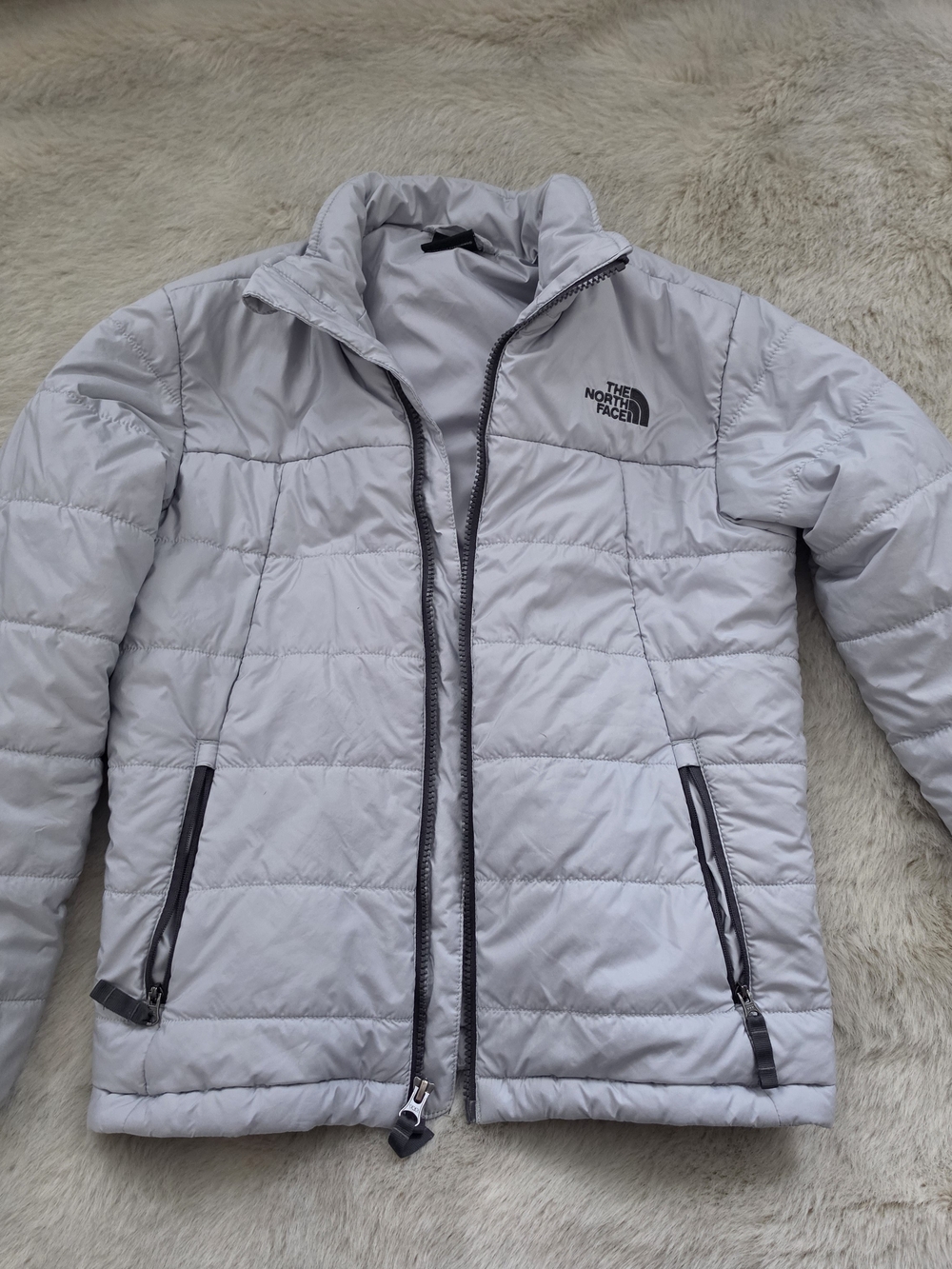 The North Face Kid's Light Gray Quilted Puffer Jacket Size M